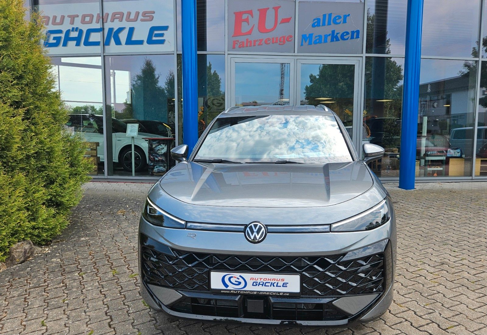 Mehr über den Artikel erfahren Volkswagen T-Roc 1.5 eTSI DSG R-Line,el Heckklappe,AHK